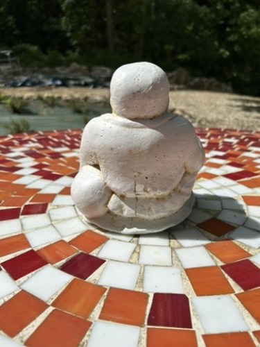 Statuette moine rieur back